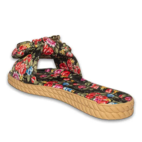 Black Women's Flat Sandals – Lightweight Sole, Suitable for Daily Use and Comfortable Stylish Model — wholesale footwear image