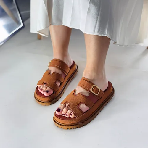 Wholesale Summer Season Suitable Velcro Strap Women's Flat Sandals for Daily and Comfortable Use - Color: Tan — wholesale footwear image